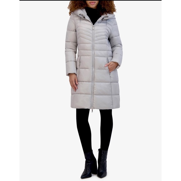 KENNETH COLE NEW YORK NWT SILVER SOFT CIRE FUNNEL NECK PUFFER COAT. SIZE S - Picture 2 of 13